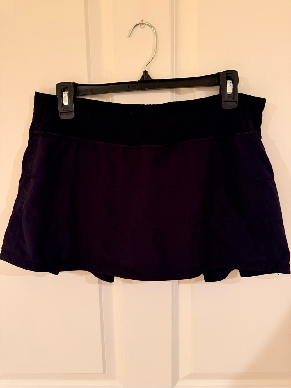 Lululemon Black tennis Athletic Skirt with Built-In Shorts with pockets